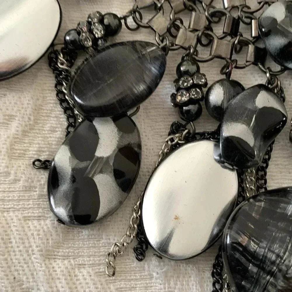 Statement  necklace - Picture 3 of 7